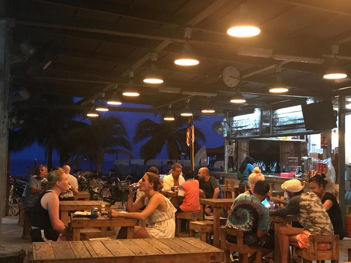 Go Deeper Tioman Otel Dış mekan fotoğraf